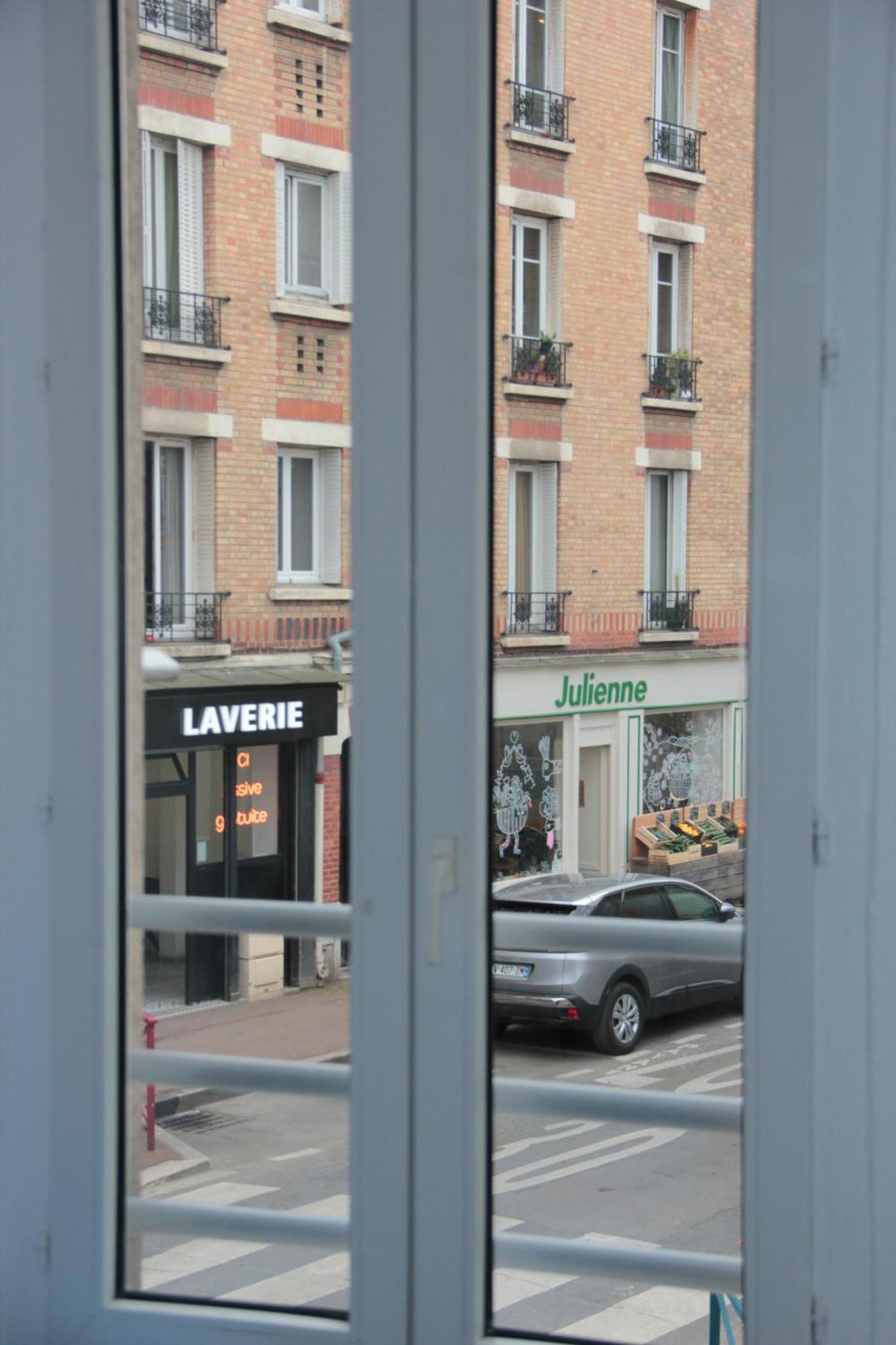 Appartement Pantin Exteriör bild