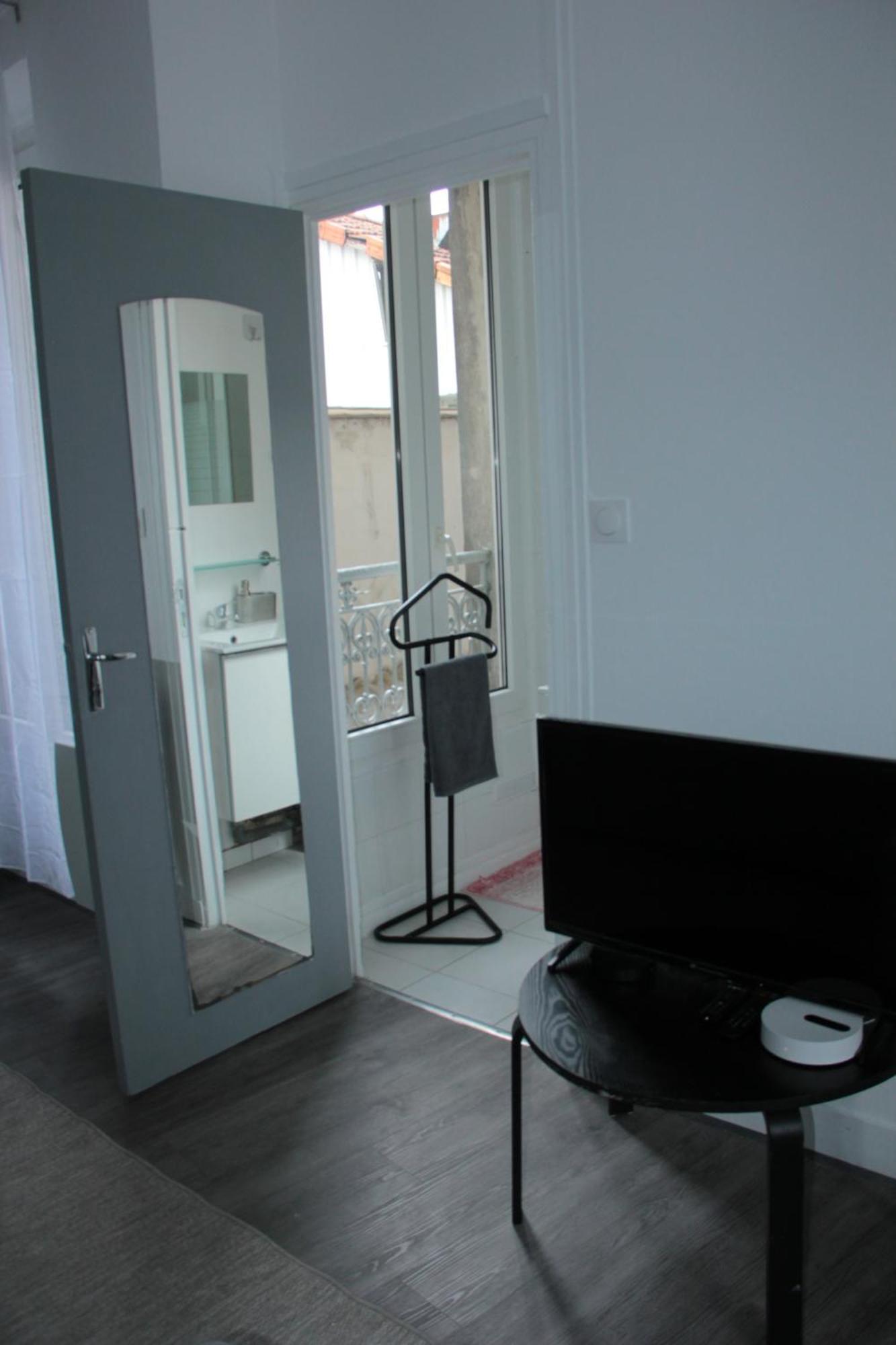 Appartement Pantin Exteriör bild